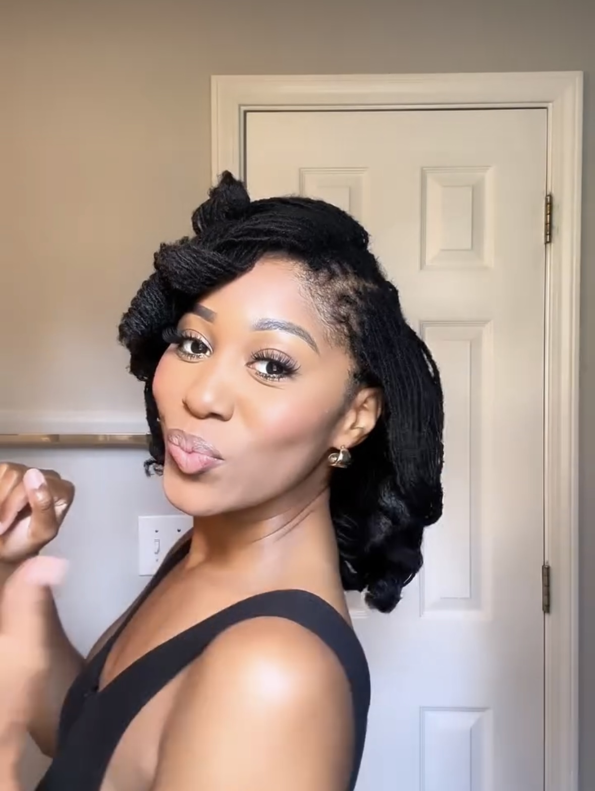 Sisterlock retie and curl -Client selfie 
